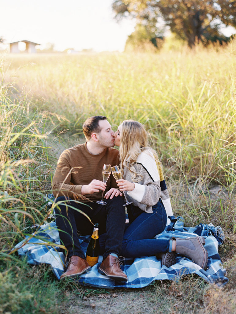 What to wear for your engagement session - Megan Kay Photography