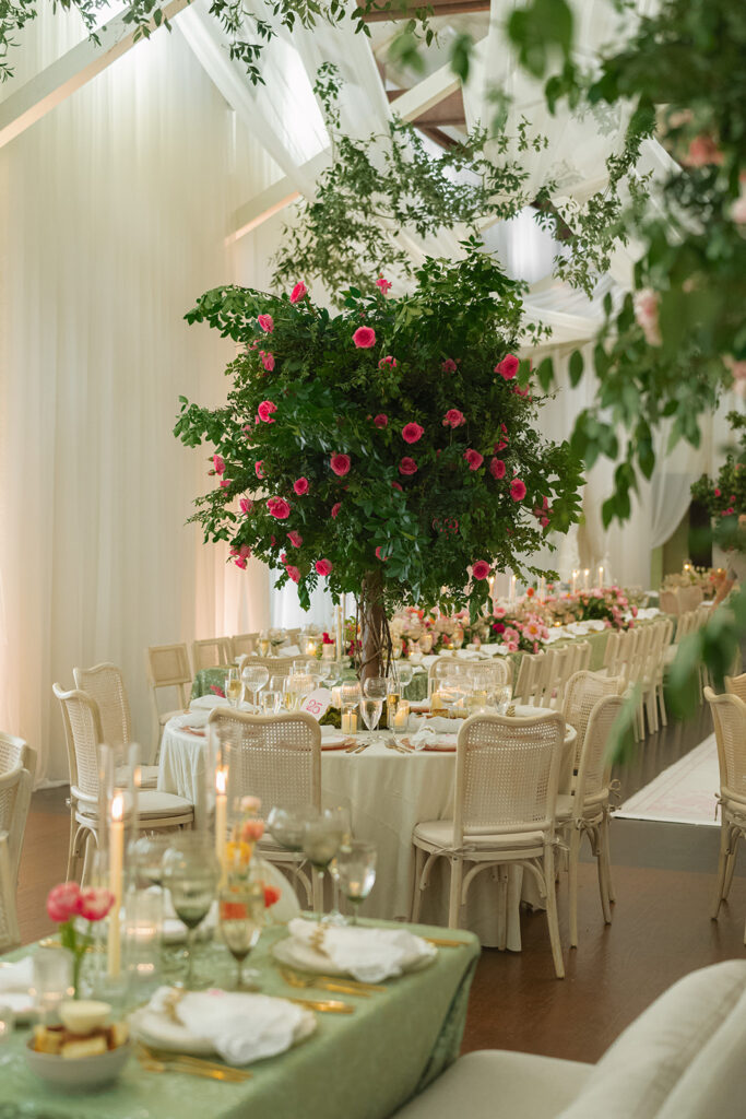 Spring wedding florals at Pippin Hill Farm & Vineyards