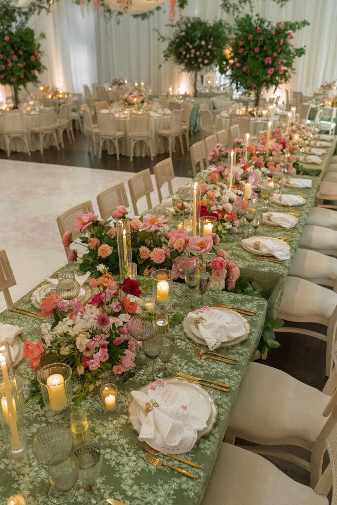 Spring wedding florals at Pippin Hill Farm & Vineyards